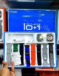 TK90 Ultra 10 plus 1 Smartwatch